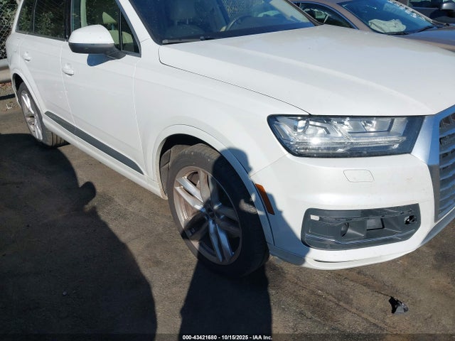 2017 AUDI Q7 WA1VAAF77HD030236 Photo 5