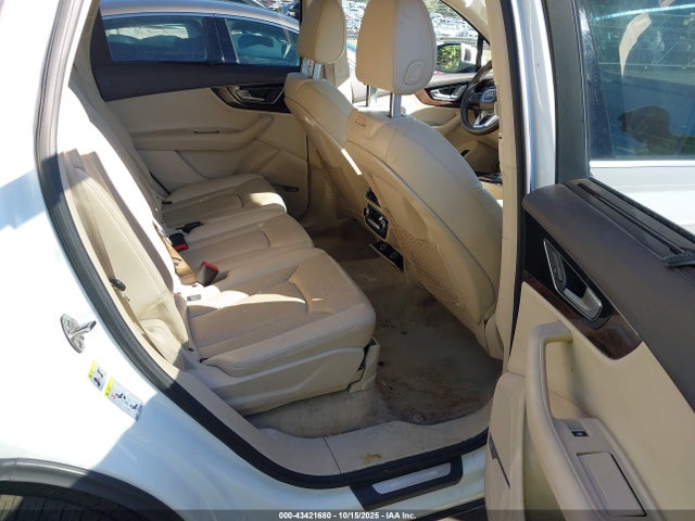 2017 AUDI Q7 WA1VAAF77HD030236 Photo 7