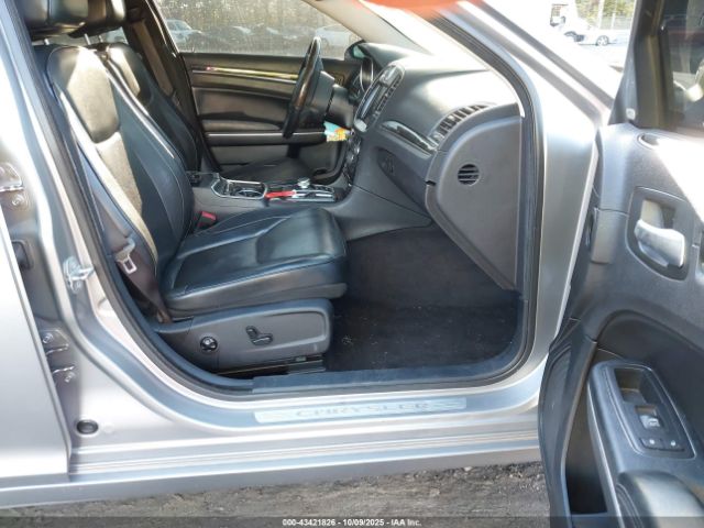 2016 CHRYSLER 300C 2C3CCAEG9GH252498 Photo 4