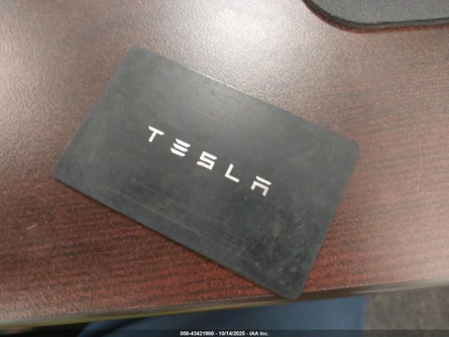 2023 TESLA MODEL Y 7SAYGDEF9PF688307 Photo 10