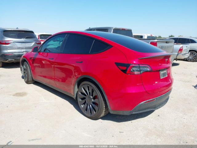 2023 TESLA MODEL Y 7SAYGDEF9PF688307 Photo 2