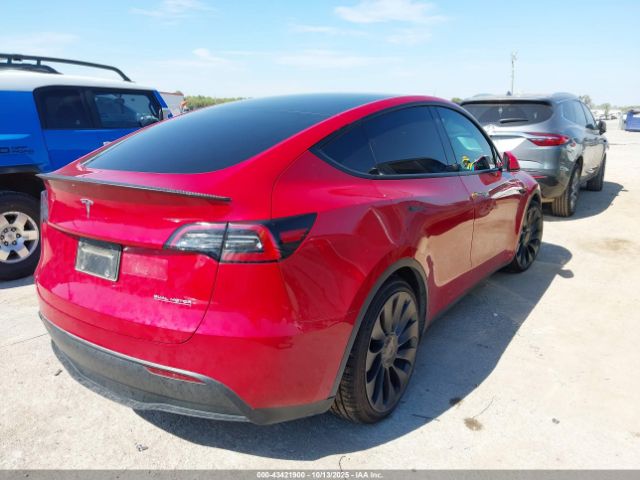 2023 TESLA MODEL Y 7SAYGDEF9PF688307 Photo 3