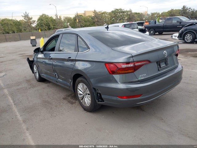 3VWC57BU4KM233948 Volkswagen Jetta 1.4t R-line/1.4t S/1.4t Se