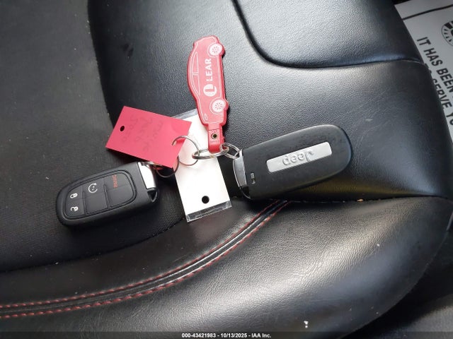 2022 JEEP CHEROKEE 1C4PJMBX7ND553743 Photo 10