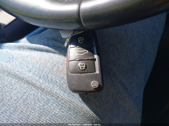 2016 AUDI A3 WAUA7GFF8G1077656 Photo 10