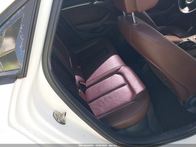 2016 AUDI A3 WAUA7GFF8G1077656 Photo 7