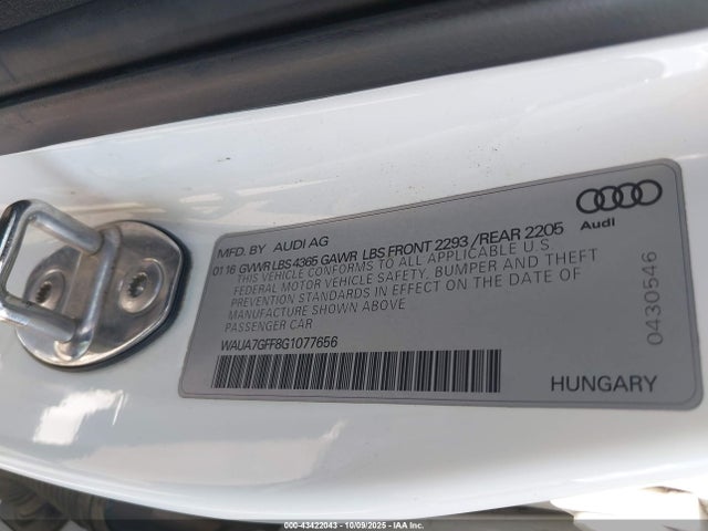 2016 AUDI A3 WAUA7GFF8G1077656 Photo 8