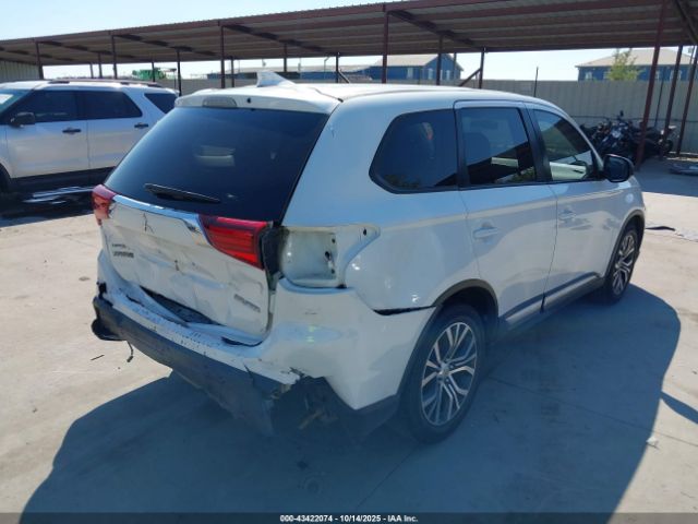 2018 MITSUBISHI OUTLANDER JA4AD2A38JZ059009 Photo 3