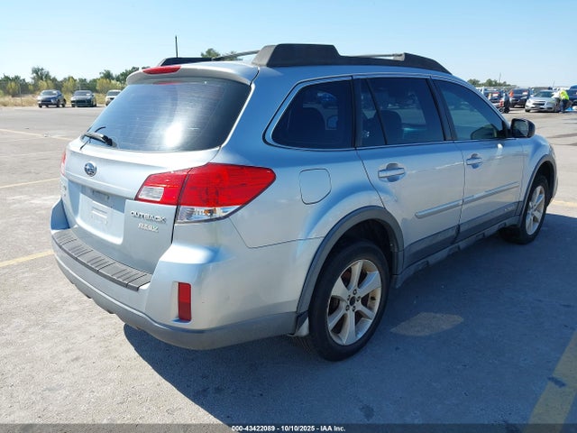 43422089 :رقم المزاد ، 4S4BRBAC5E3277909 vin ، 2014 Subaru Outback 2.5i مزاد بيع