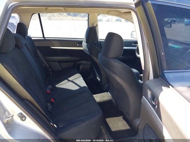 43422089 :رقم المزاد ، 4S4BRBAC5E3277909 vin ، 2014 Subaru Outback 2.5i مزاد بيع