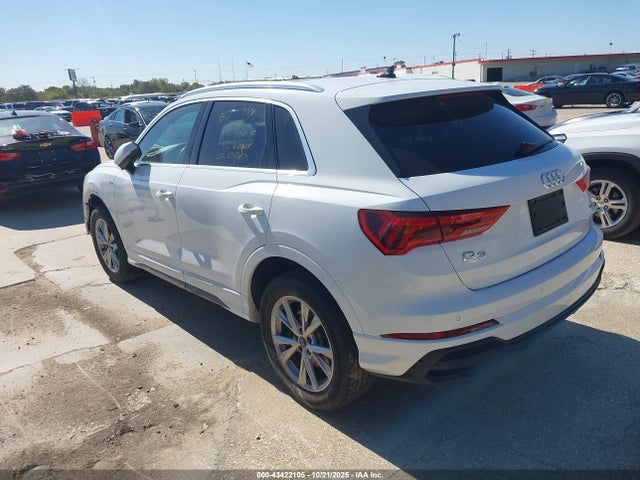 2024 AUDI Q3 WA1DECF38R1095771 Photo 2