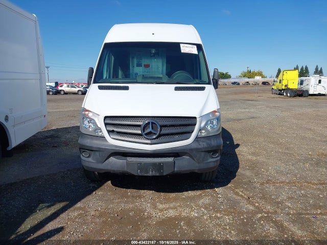 WD3PE8DB1FP135363 Mercedes-Benz Sprinter 2500 High Roof