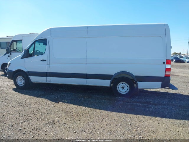 WD3PE8DB1FP135363 Mercedes-Benz Sprinter 2500 High Roof
