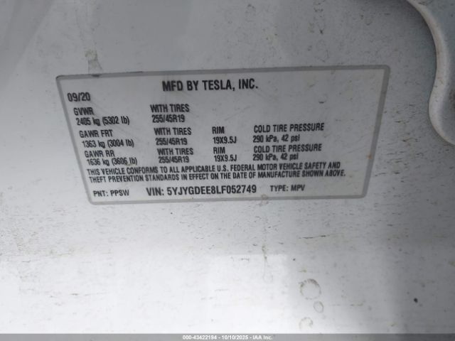 2020 TESLA MODEL Y 5YJYGDEE8LF052749 Photo 8