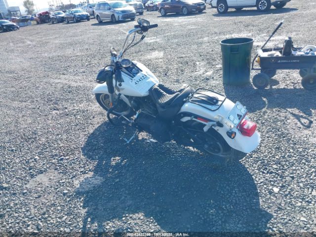 2011 HARLEY-DAVIDSON FLSTFB 1HD1JN515BB015311 Photo 2