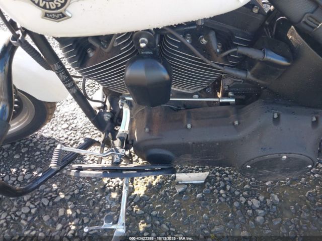 2011 HARLEY-DAVIDSON FLSTFB 1HD1JN515BB015311 Photo 8