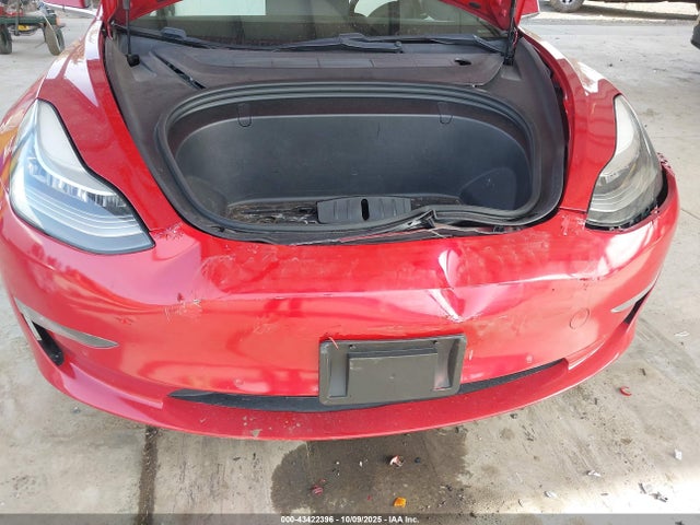 2019 TESLA MODEL 3 5YJ3E1EB4KF407273 Photo 5