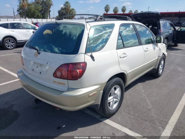 1999 LEXUS RX 300 JT6HF10U3X0026765 Photo 3