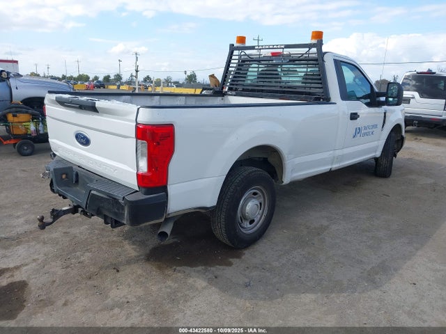 Ford F-250 2019 1FTBF2A61KEE04467 Image 4