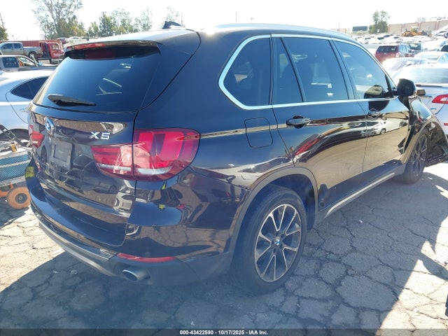 2017 BMW X5 5UXKR2C30H0U22523 Photo 3