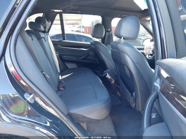 2017 BMW X5 5UXKR2C30H0U22523 Photo 7
