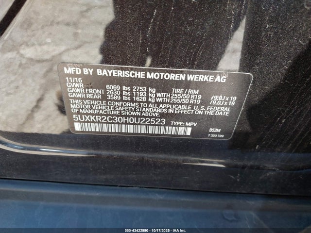 2017 BMW X5 5UXKR2C30H0U22523 Photo 8