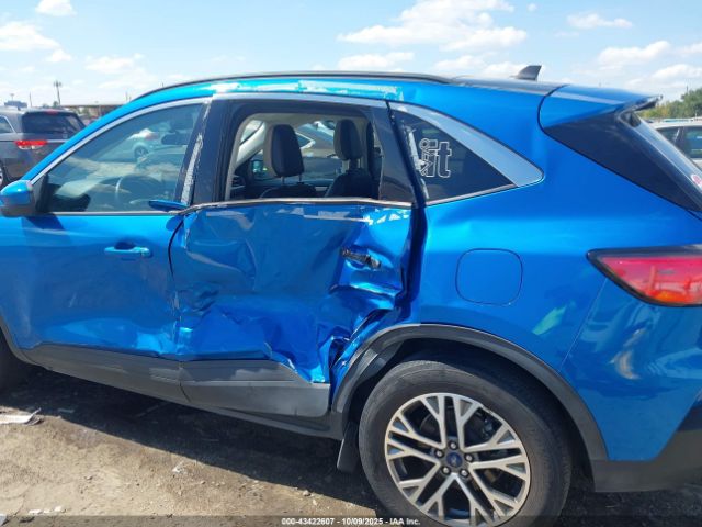 2021 FORD ESCAPE 1FMCU9H61MUA61379 Photo 5