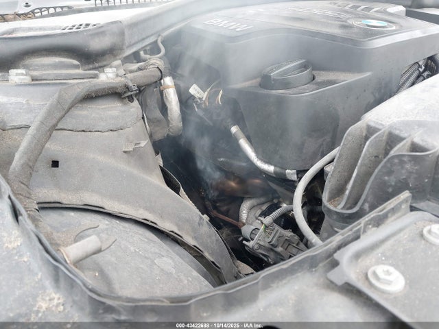 WBA3C3G55FNS73337 BMW 320i