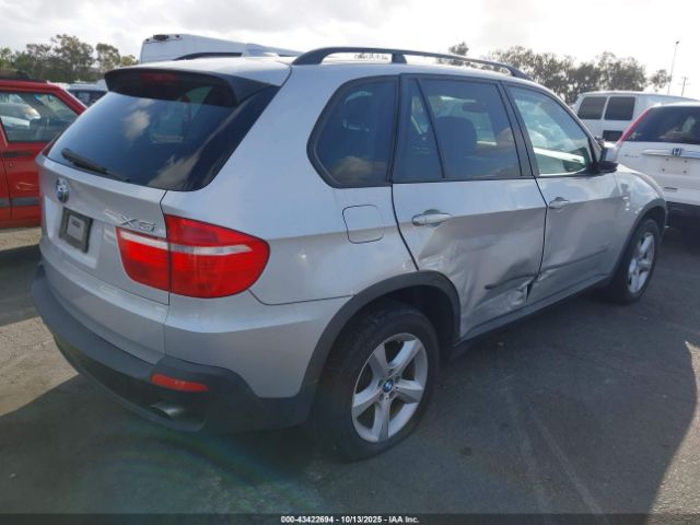 2010 BMW X5 5UXFE4C57AL383802 Photo 3
