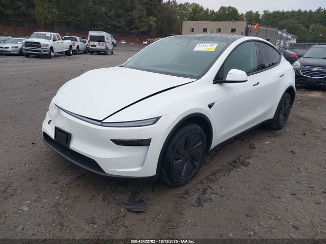 2026 TESLA MODEL Y 7SAYGDEEXTF432937 Photo 1