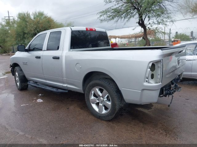 2018 RAM 1500 1C6RR6FG0JS280326 Photo 2