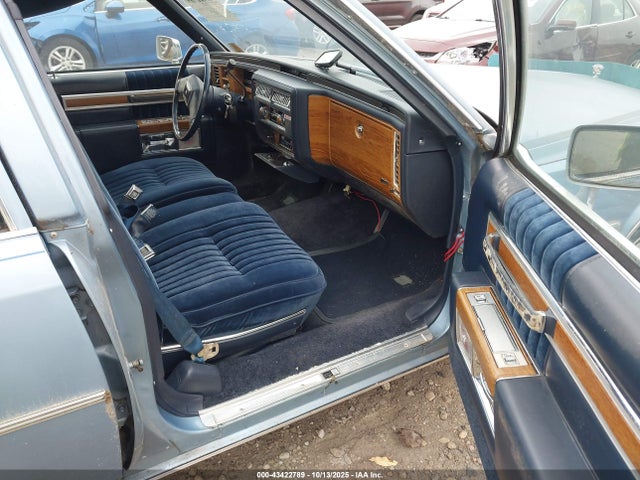 1981 CADILLAC DEVILLE 1G6AD6948B9200241 Photo 4