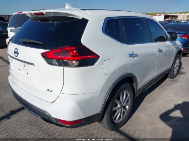 2018 NISSAN ROGUE KNMAT2MT2JP525498 Photo 3