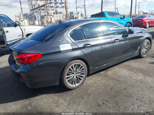 2018 BMW 530E WBAJA9C51JB033198 Photo 3