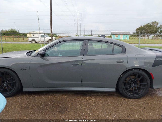 Auction sale of the 2023 Dodge Charger Scat Pack, vin: 2C3CDXGJ3PH685095, lot number: 43422987