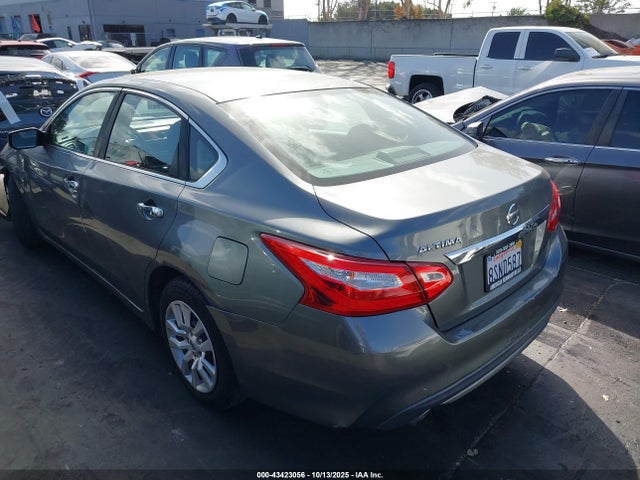 1N4AL3AP5HN336613 Nissan 2017