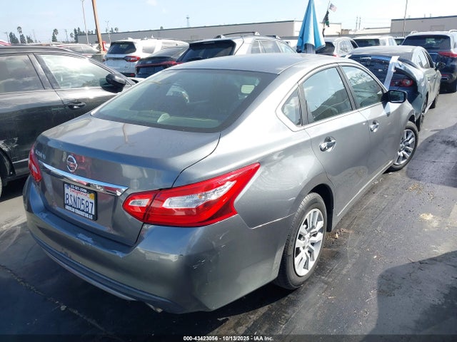 1N4AL3AP5HN336613 Nissan 2017