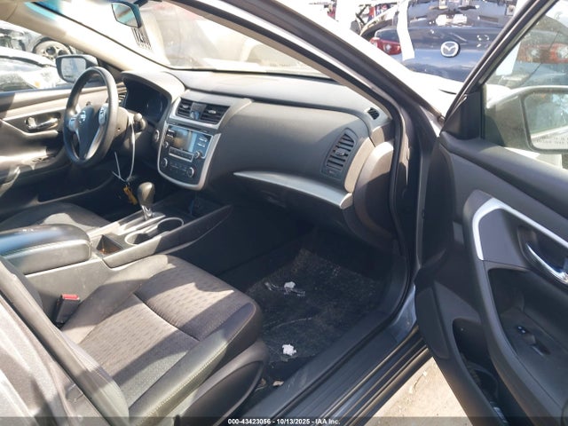 1N4AL3AP5HN336613 Nissan 2017