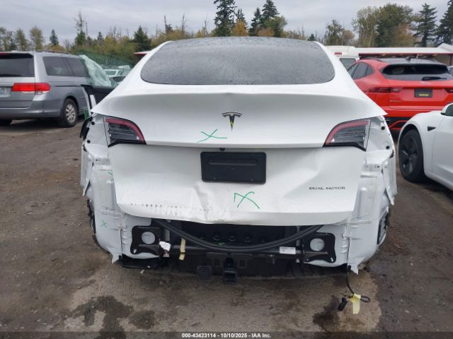 2023 TESLA MODEL Y 7SAYGDEE9PF608091 Photo 5