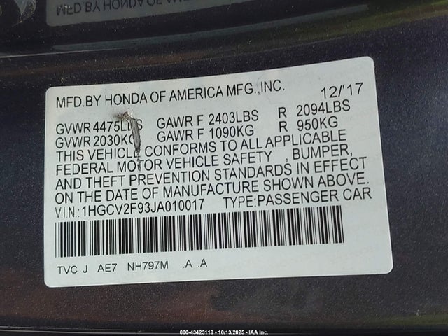 1HGCV2F93JA010017 Honda Accord Touring 2.0t