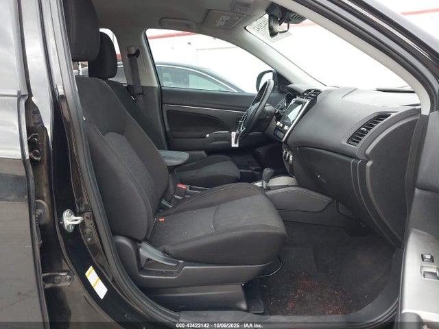 2021 MITSUBISHI OUTLANDER SPORT JA4ARUAUXMU022308 Photo 4