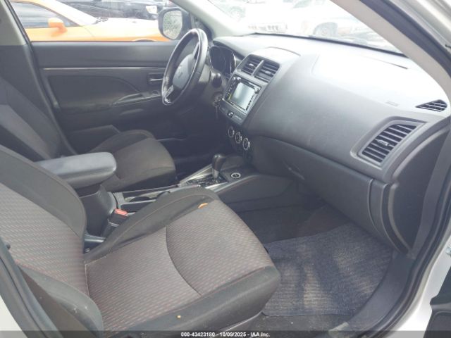 2018 MITSUBISHI OUTLANDER SPORT JA4AR3AU3JU005212 Photo 4