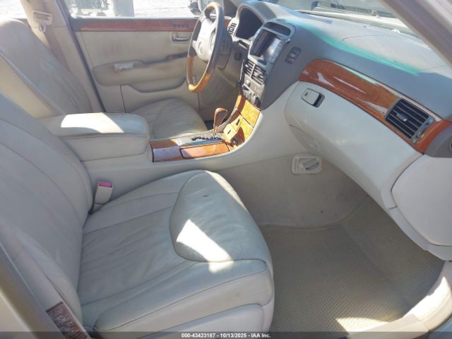 2001 LEXUS LS 430 JTHBN30FX10027934 Photo 4