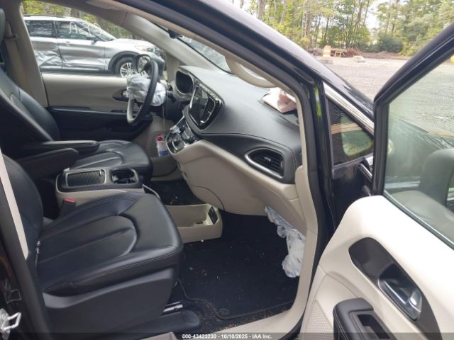 2023 CHRYSLER PACIFICA HYBRID 2C4RC1L72PR565301 Photo 4