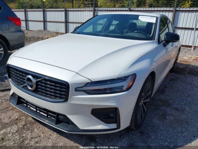 2022 VOLVO S60 7JRL12TZ9NG189201 Photo 1