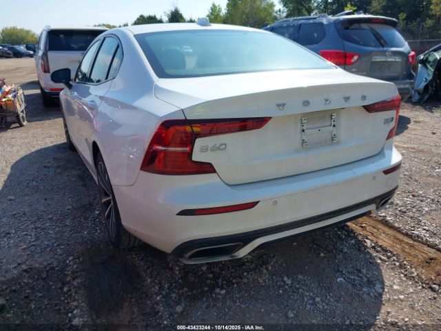 2022 VOLVO S60 7JRL12TZ9NG189201 Photo 2