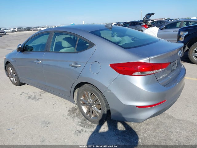 5NPD84LF7HH080526 Hyundai 2017