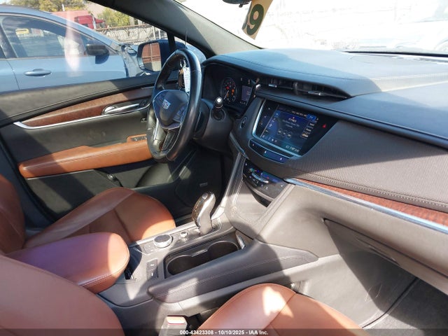 2020 CADILLAC XT5 1GYKNDRS8LZ145593 Photo 4