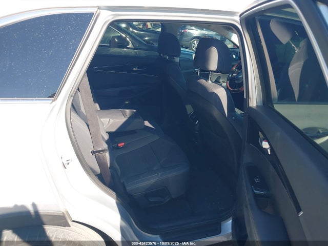 5XYPG4A52HG225635 KIA Sorento 3.3l Lx