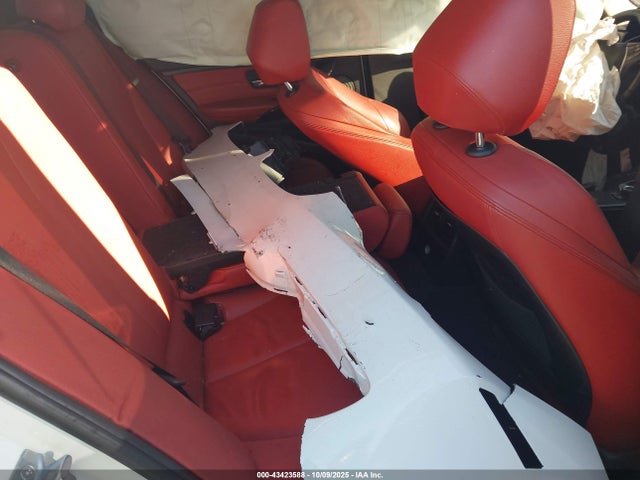 43423588 :رقم المزاد ، WBA3C1C55FP851158 vin ، 2015 Bmw 328i مزاد بيع